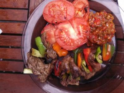 Ribeye - Steak - Spieß  mit Chili Salsa - Rezept