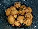 Rezept: Marinierte Champignons Marinierte Champignons - Rezept