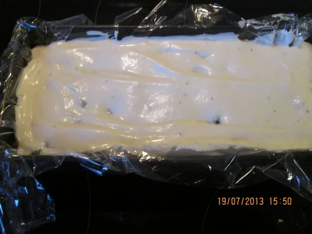 Eierlikörparfait mit Heidelbeeren und Himbeerpüree - Rezept - Bild Nr. 9