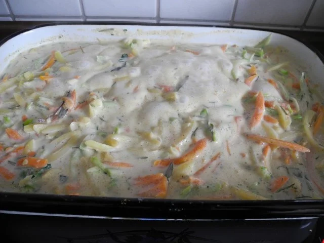 Rezept: Vegan : Gemüse in Streifen mit Käse überbacken Bild Nr. 7 Vegan : Gemüse in Streifen mit Käse überbacken - Rezept - Bild Nr. 7