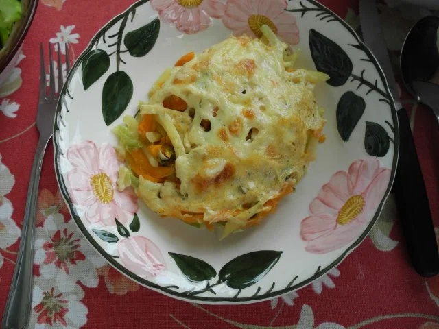 Rezept: Vegan : Gemüse in Streifen mit Käse überbacken Bild Nr. 12 Vegan : Gemüse in Streifen mit Käse überbacken - Rezept - Bild Nr. 12