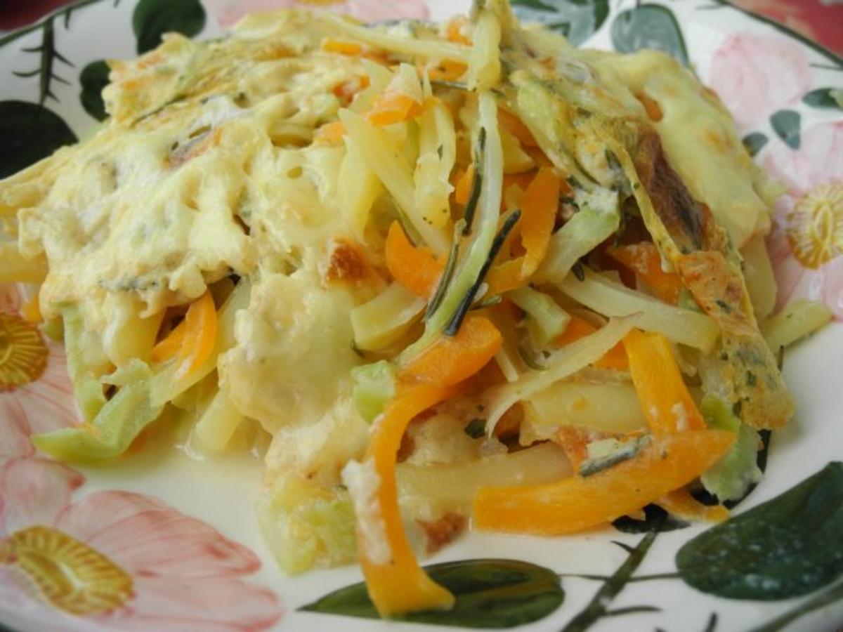 Vegan : Gemüse in Streifen mit Käse überbacken - Rezept - Bild Nr. 2