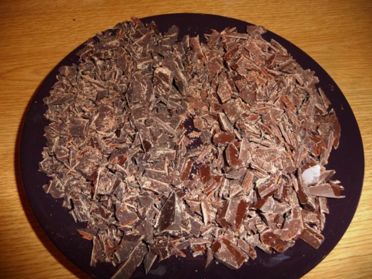 Schokoladen-Marzipan-Torte - Rezept - Bild Nr. 2