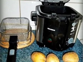 Selbstgemachte Pommes mit Gemüse und Mett-Frikadelle. - Rezept - Bild Nr. 6