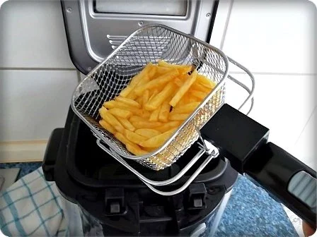 Selbstgemachte Pommes mit Gemüse und Mett-Frikadelle. - Rezept - Bild Nr. 13