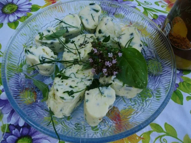 Rezept: Kräuterbutter und andere leckere Grillereien Kräuterbutter und andere leckere Grillereien - Rezept