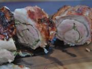 Schweinefilet im Pancettamantel mit Bratwurst gefüllt vom Grill - Rezept