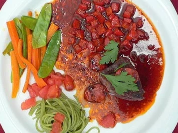 Rezept: Straußenfilet in Chorizosoße Straußenfilet in Chorizosoße - Rezept