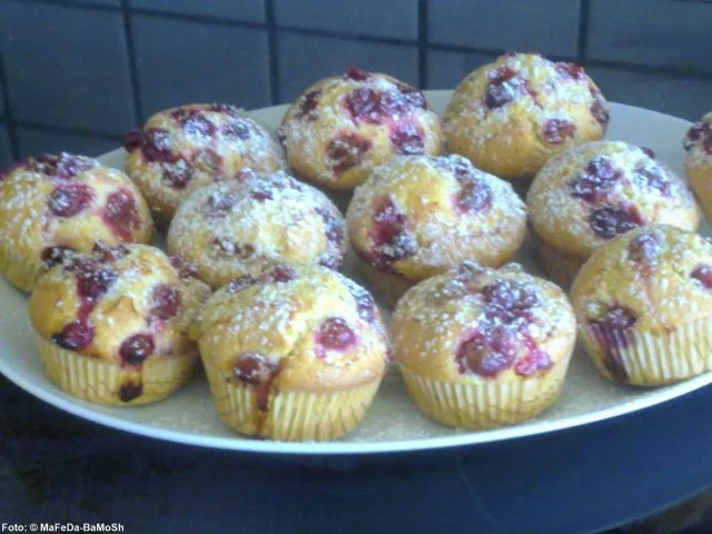 Rezept: Stachelbeer-Muffins Bild Nr. 2 Stachelbeer-Muffins - Rezept - Bild Nr. 2