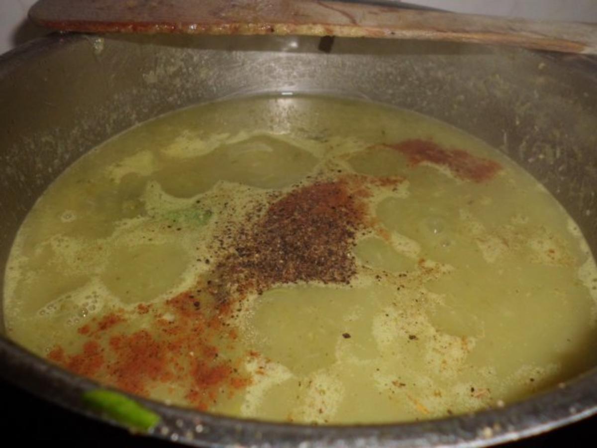 Suppe: Stangenselleriesuppe mit grünen Spargel und Sauerampfer - Rezept - Bild Nr. 5