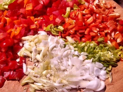 Albondigas (mexikanische Hackbällchen) mit grünem Reis - Rezept - Bild Nr. 6