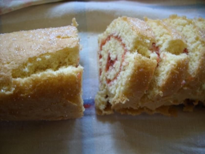 Erdbeercharlotte Eine sommerliche Überraschung - Rezept mit Bild ...