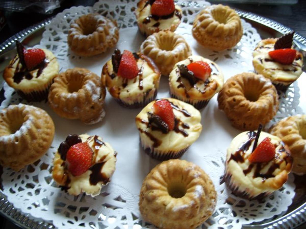 Kleine Kuchen: Minigugelhupfe - Rezept - Bild Nr. 2
