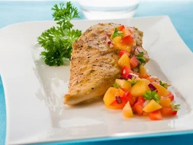 Hähnchenschnitzel in Mango-Sojasauce mit Gemüse und Naturreis - Rezept