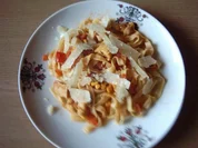 Pasta Tagliatelle mit Hähnchen-Gemüse-Soße - Rezept