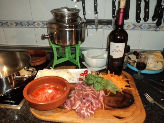 Rezept: Carrillada (Schweinebaeckchen) Bild Nr. 3 Carrillada (Schweinebaeckchen) - Rezept - Bild Nr. 3