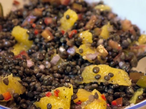 Bachsaibling an fruchtigem Linsensalat - Rezept - Bild Nr. 8