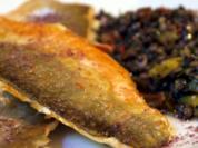 Bachsaibling an fruchtigem Linsensalat - Rezept