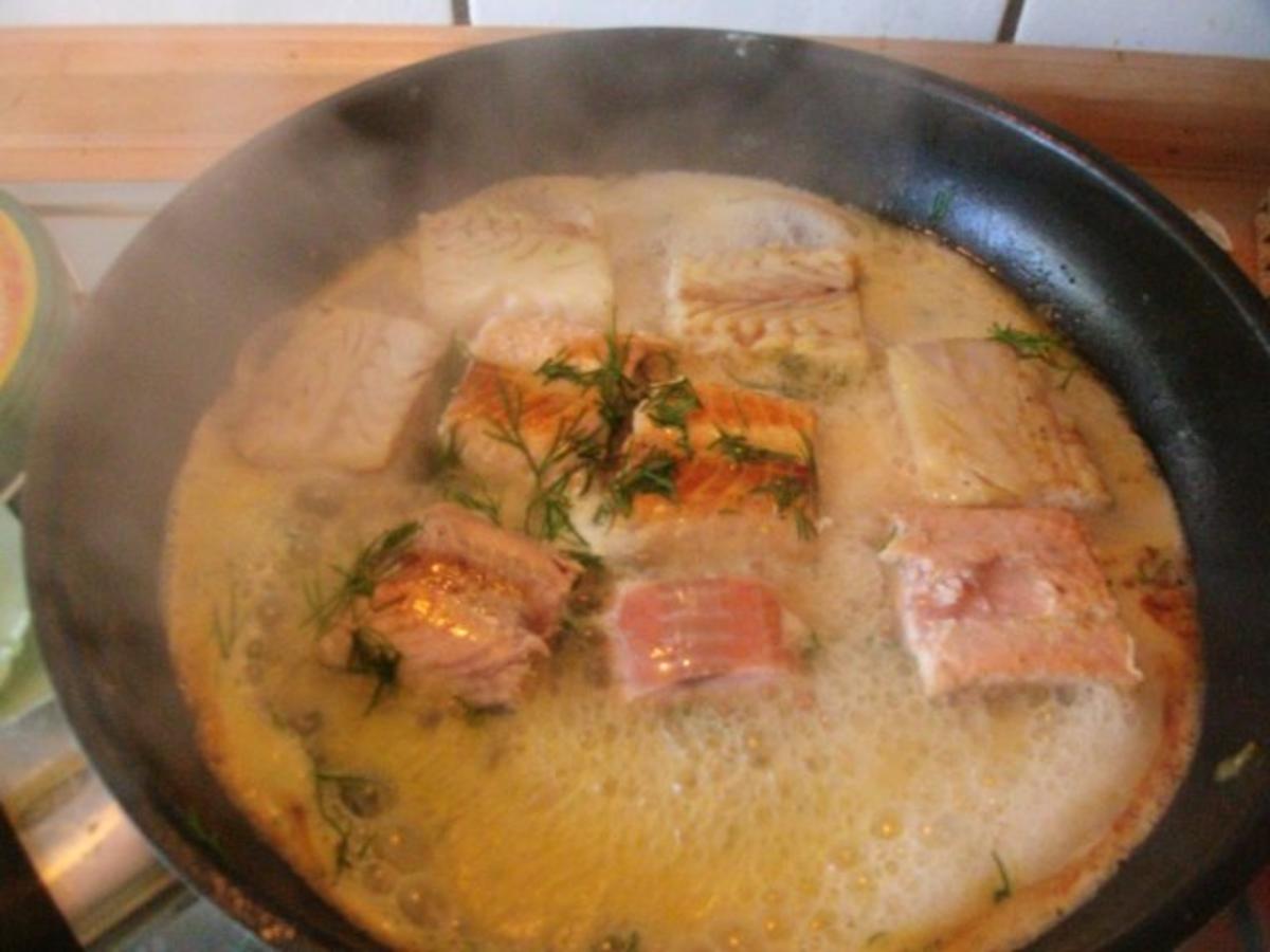 Fisch in Weißwein-Sahne Sauce mit Sesambratlingen - Rezept - Bild Nr. 7