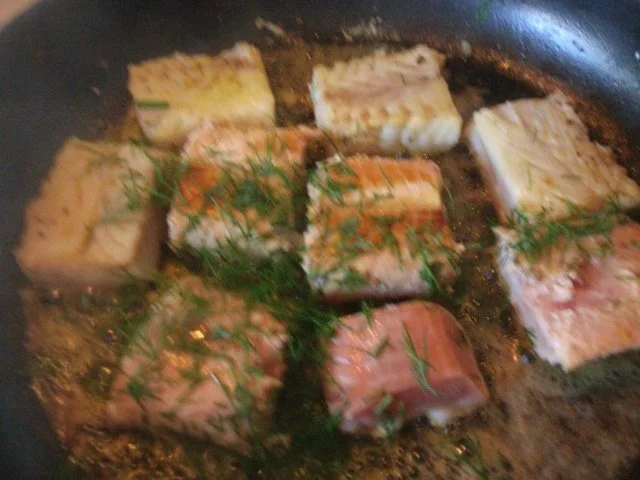 Fisch in Weißwein-Sahne Sauce mit Sesambratlingen - Rezept - Bild Nr. 6