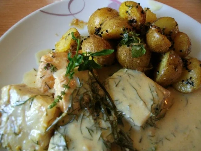 Fisch in Weißwein-Sahne Sauce mit Sesambratlingen - Rezept - Bild Nr. 16