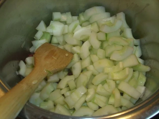 Rezept: Schmorgurken Bild Nr. 4 Schmorgurken - Rezept - Bild Nr. 4