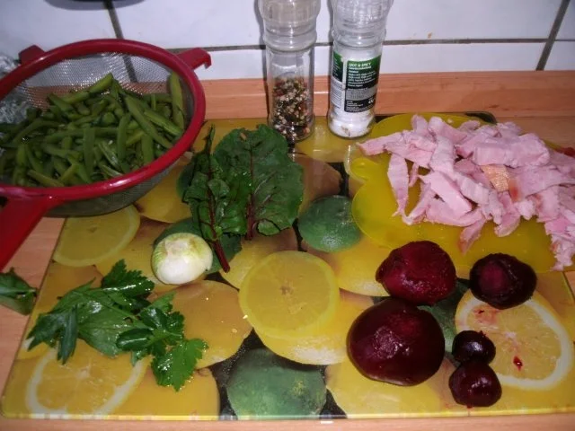 Rezept: Kasseler mit Rote Bete - Gemüse und Bohnen Bild Nr. 7 Kasseler mit Rote Bete - Gemüse und Bohnen - Rezept - Bild Nr. 7