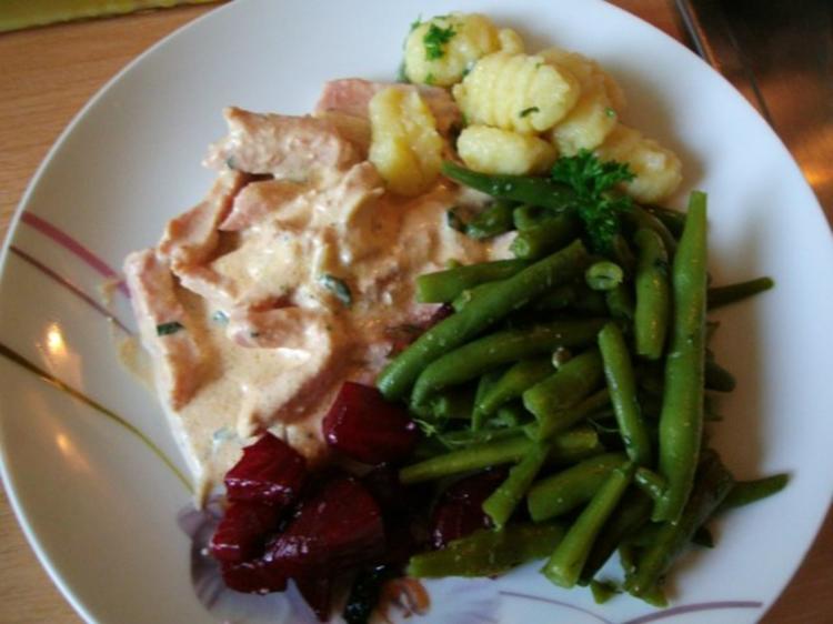 Kasseler mit Rote Bete - Gemüse und Bohnen - Rezept - kochbar.de