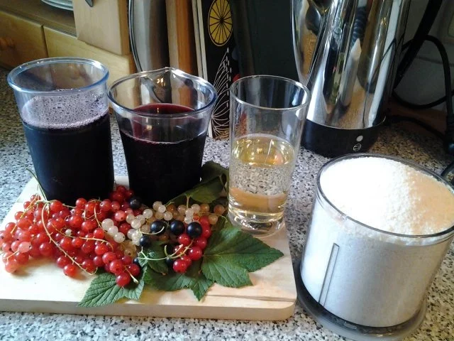 Johannisbeer- Sekt- Gelee - Rezept - Bild Nr. 2