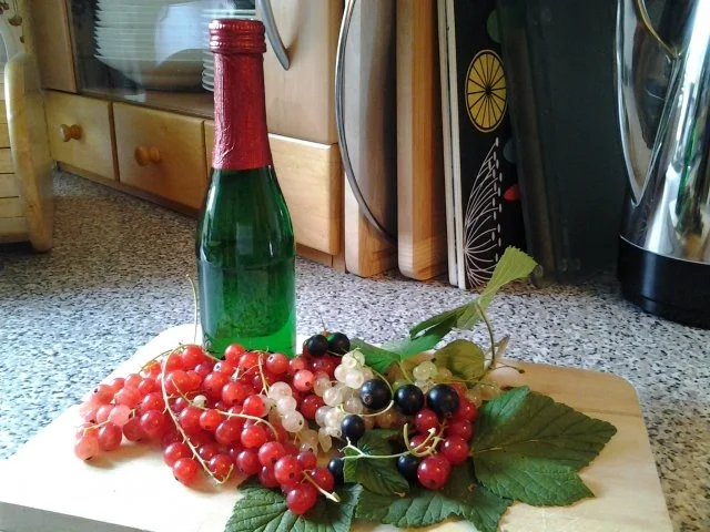 Johannisbeer- Sekt- Gelee - Rezept - Bild Nr. 3
