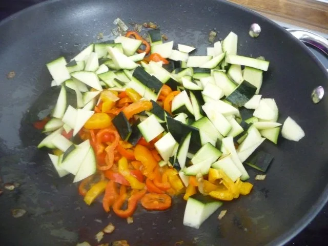 Vegan : Knoblauch - Gemüsenudeln - Rezept - Bild Nr. 7