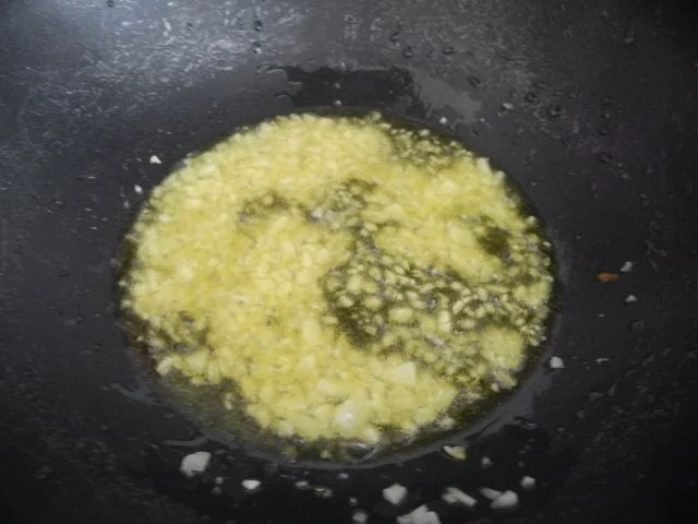 Vegan : Knoblauch - Gemüsenudeln - Rezept - Bild Nr. 2