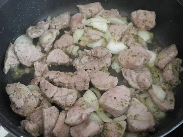 Suppen & Eintöpfe :  Bunte Gemüsesuppe mit gebratenen Filetstückchen - Rezept - Bild Nr. 7