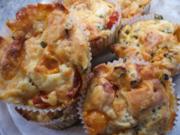 Pikantes Backen: Tomatenmuffins "Caprese" - Rezept