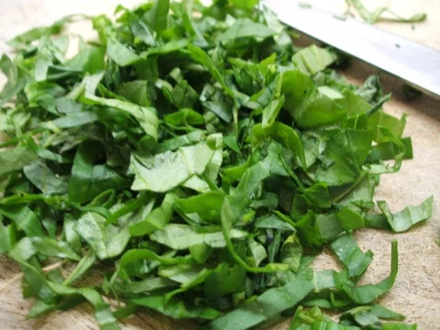 Pikantes Backen: Tomatenmuffins "Caprese" - Rezept - Bild Nr. 5