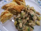 Rezept: Pilze: Kräuterseitlinge mit Zucchini zu Pfannkuchenröllchen Pilze: Kräuterseitlinge mit Zucchini zu Pfannkuchenröllchen - Rezept