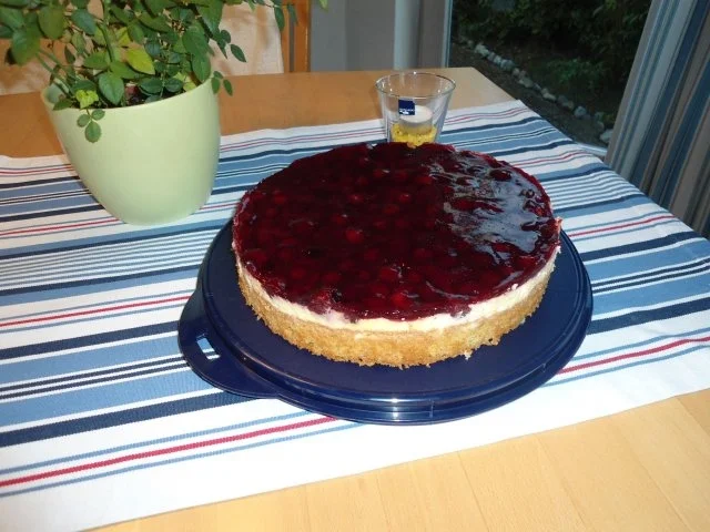 Kirsch-Schmand-Torte - Rezept