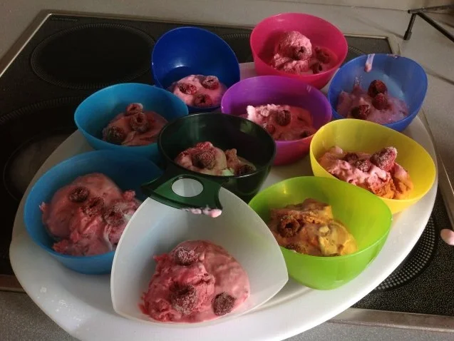 Mhh... Schlemmer-Himbeer-Quark-Eis für die Eismaschine auch als Sorbet - Rezept - Bild Nr. 7