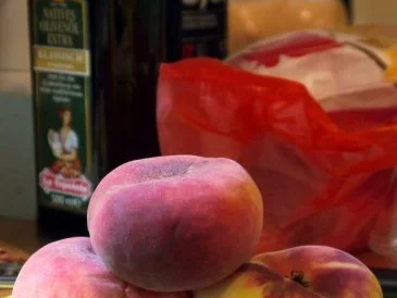 Rezept: Hähnchenbrust mit einer Salsa aus wilden Pfirsichen und Kumato-Tomaten Bild Nr. 2 Hähnchenbrust mit einer Salsa aus wilden Pfirsichen und Kumato-Tomaten - Rezept - Bild Nr. 2