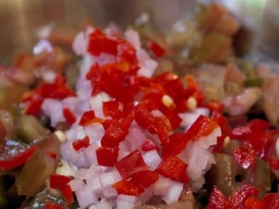 Rezept: Hähnchenbrust mit einer Salsa aus wilden Pfirsichen und Kumato-Tomaten Bild Nr. 7 Hähnchenbrust mit einer Salsa aus wilden Pfirsichen und Kumato-Tomaten - Rezept - Bild Nr. 7