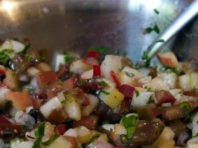 Rezept: Hähnchenbrust mit einer Salsa aus wilden Pfirsichen und Kumato-Tomaten Bild Nr. 11 Hähnchenbrust mit einer Salsa aus wilden Pfirsichen und Kumato-Tomaten - Rezept - Bild Nr. 11