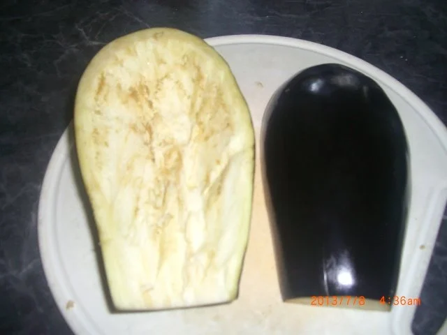 Rezept: Aubergine fein gefüllt Bild Nr. 2 Aubergine fein gefüllt - Rezept - Bild Nr. 2
