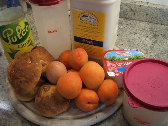 Rezept: Auflauf: Aprikosen-Quark-Auflauf Bild Nr. 2 Auflauf: Aprikosen-Quark-Auflauf - Rezept - Bild Nr. 2