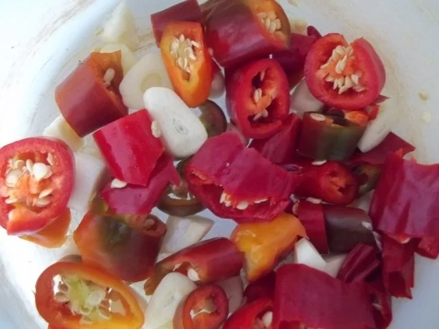 Rezept: scharfe Knoblauchsoße frisch gehext Bild Nr. 3 scharfe Knoblauchsoße frisch gehext - Rezept - Bild Nr. 3