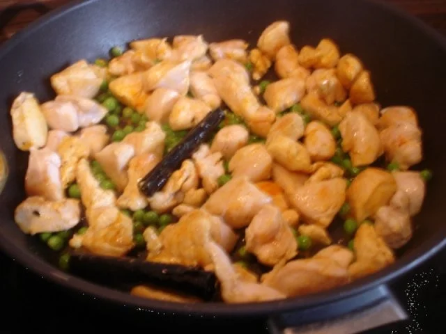 Rezept: Reis mit Zimt-Huhn Bild Nr. 7 Reis mit Zimt-Huhn - Rezept - Bild Nr. 7