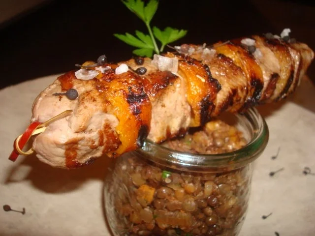 Rezept: Lammspieß mit eingelegten Aprikosen Lammspieß mit eingelegten Aprikosen - Rezept