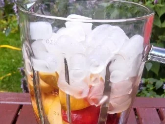 Rezept: Smoothie / Daiquiri / Frozen Drink / Froop Bild Nr. 9 Smoothie / Daiquiri / Frozen Drink / Froop - Rezept - Bild Nr. 9