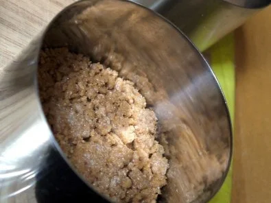 Rezept: Kleine Erdbeer-Buttermilch-Törtchen Bild Nr. 4 Kleine Erdbeer-Buttermilch-Törtchen - Rezept - Bild Nr. 4