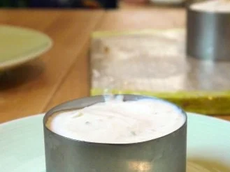 Rezept: Kleine Erdbeer-Buttermilch-Törtchen Bild Nr. 10 Kleine Erdbeer-Buttermilch-Törtchen - Rezept - Bild Nr. 10