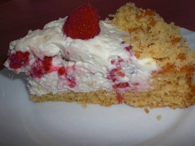 Rezept: Raffaello-Himbeer-Torte Bild Nr. 40 Raffaello-Himbeer-Torte - Rezept - Bild Nr. 40